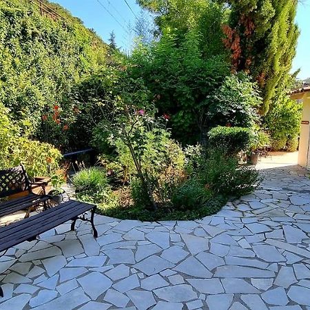 Bed and Breakfast Manoir De Gravezon Lunas  Экстерьер фото