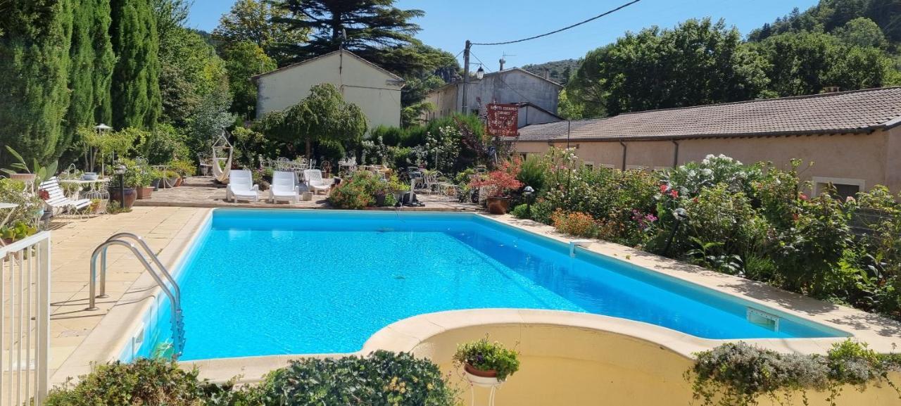 Bed and Breakfast Manoir De Gravezon Lunas  Экстерьер фото