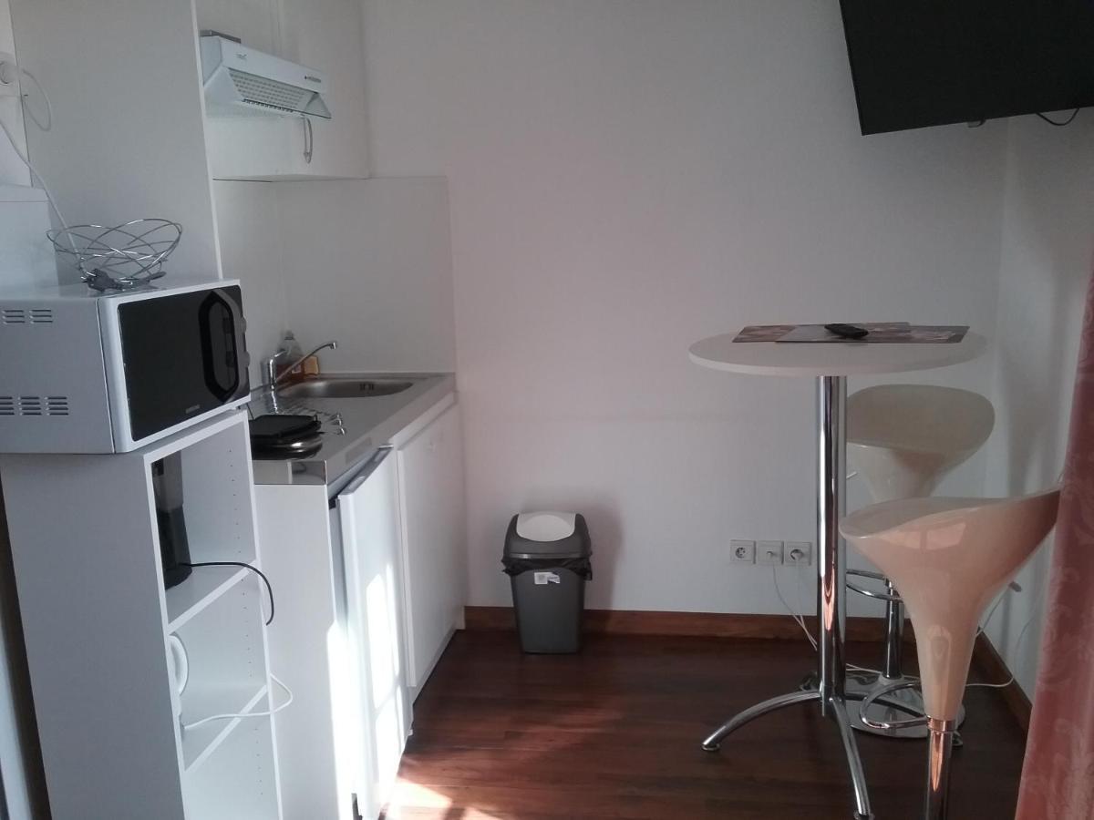 Bed and Breakfast Manoir De Gravezon Lunas  Экстерьер фото